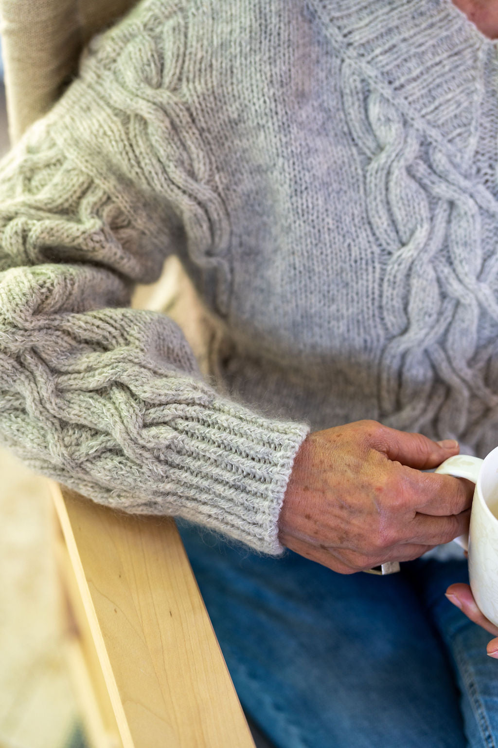 Connected - Sweater