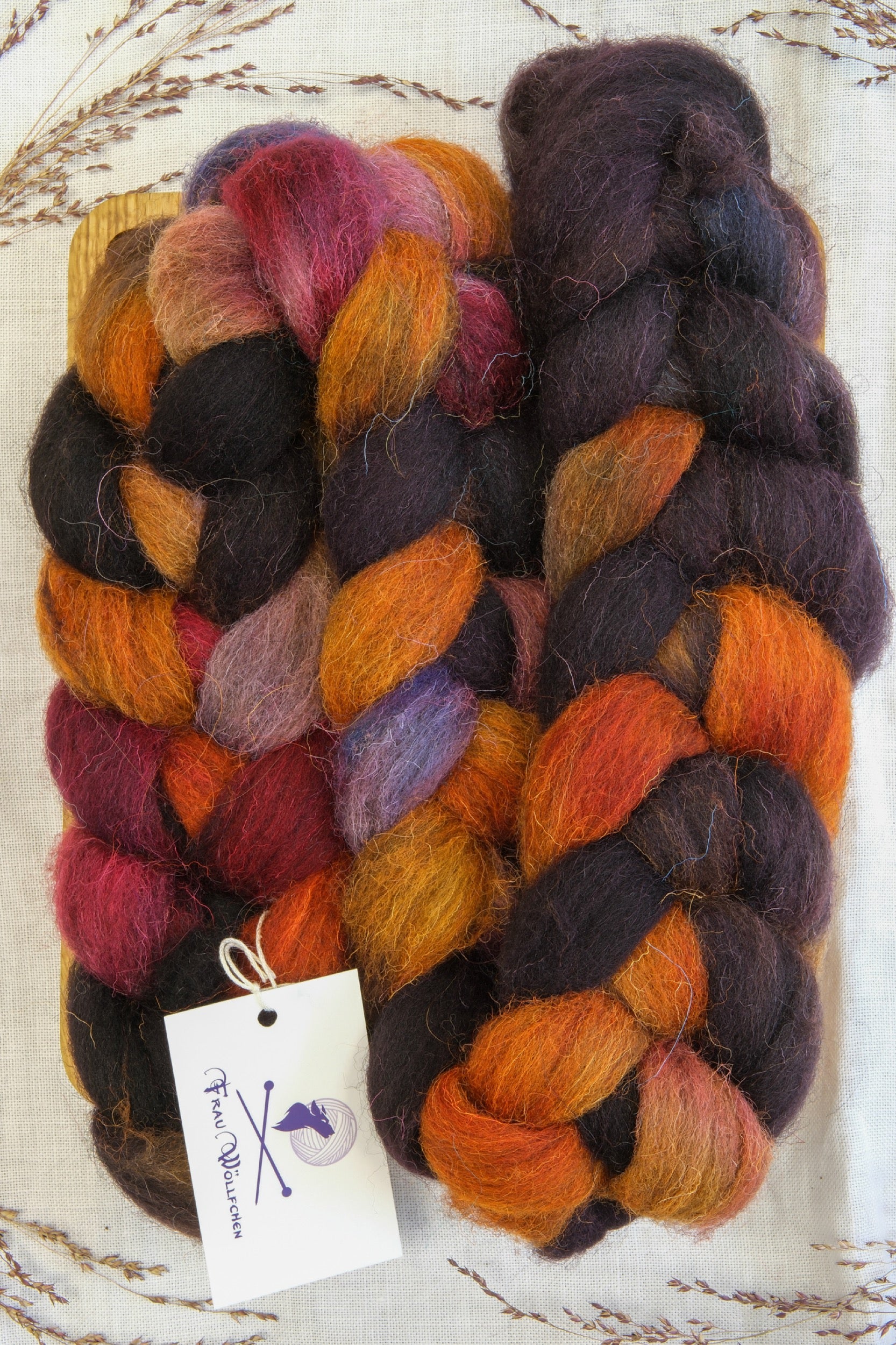 Frau Woellfchen Suffolk Wool Tops - Spinning Fiber