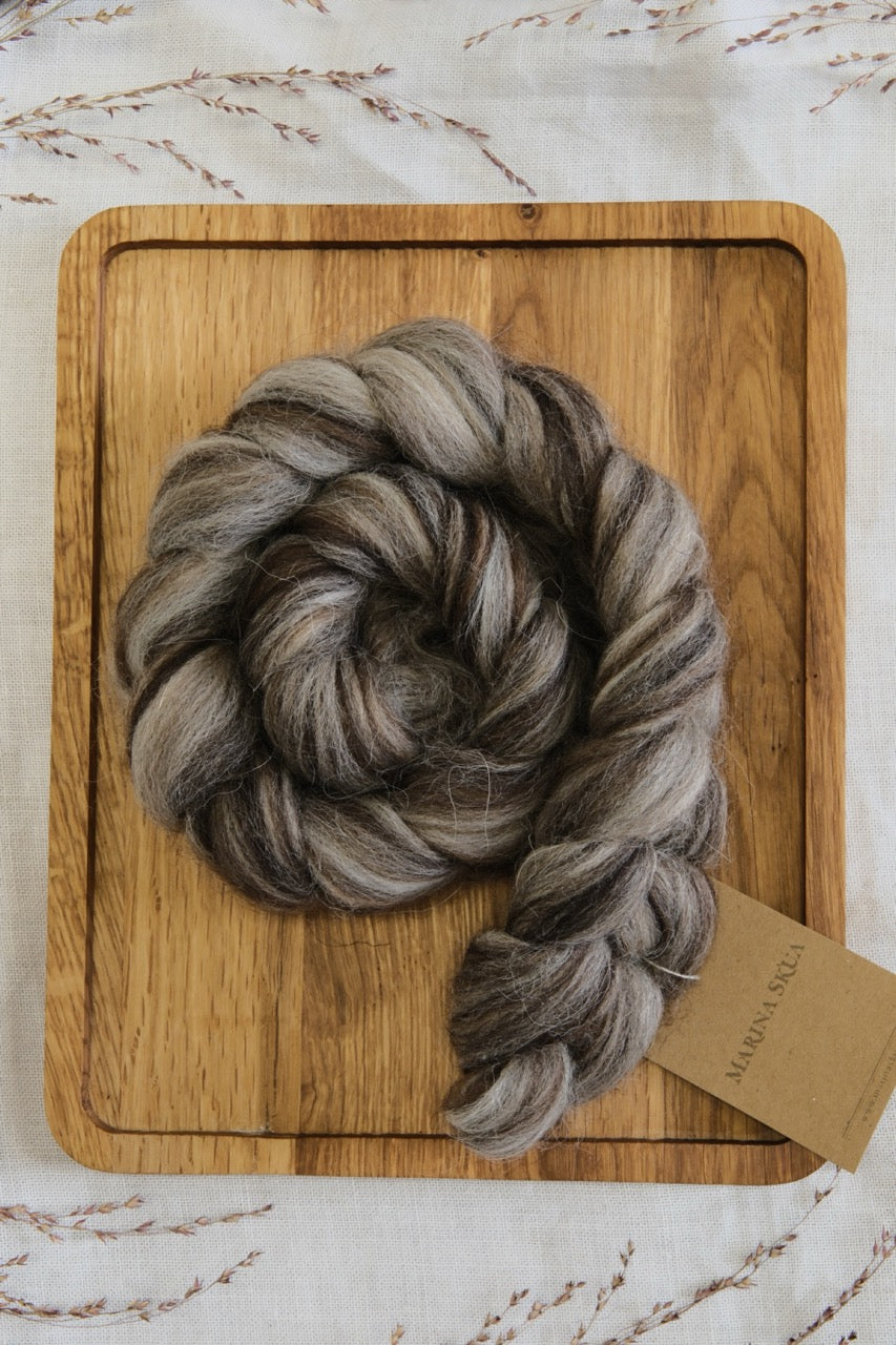 Marina Skua Wool Tops - Spinning Fiber