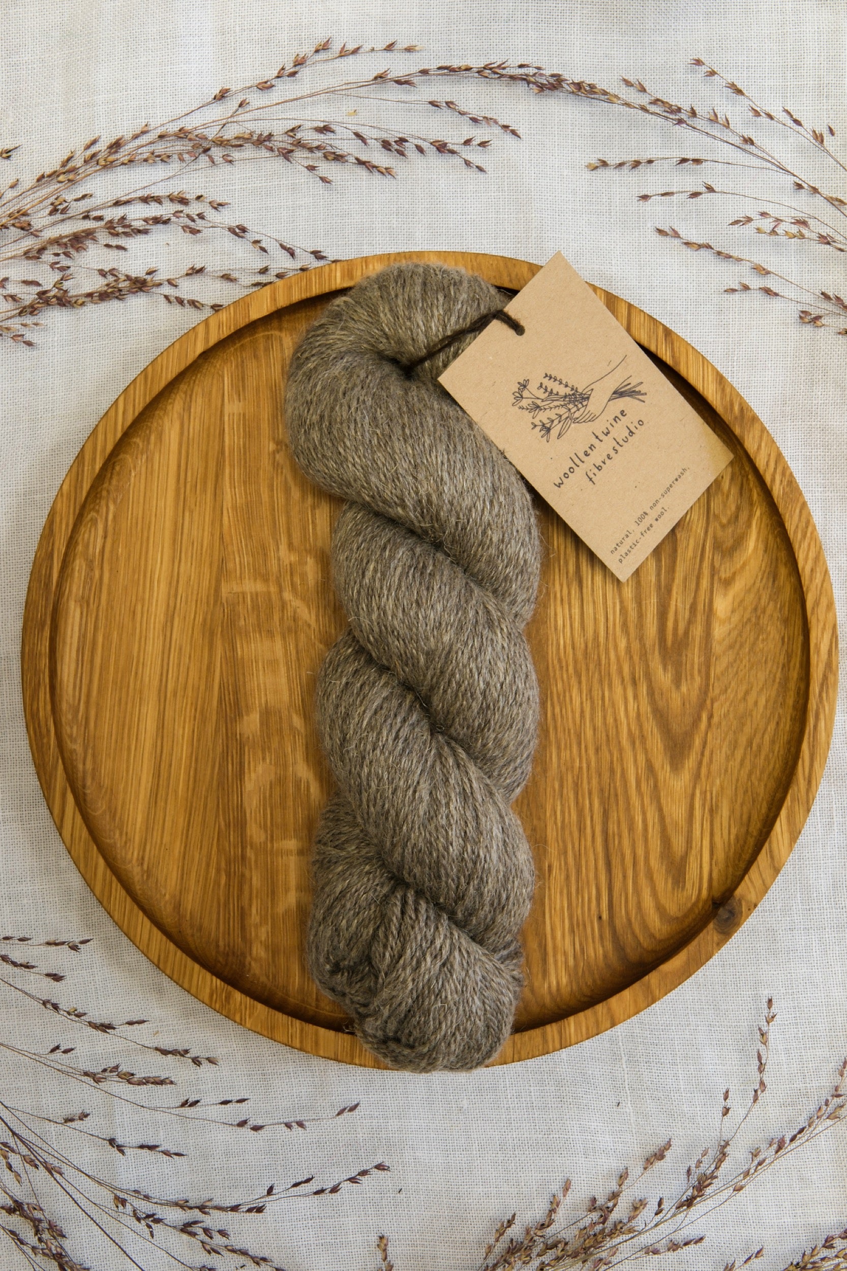 woollentwine Linnen 4ply