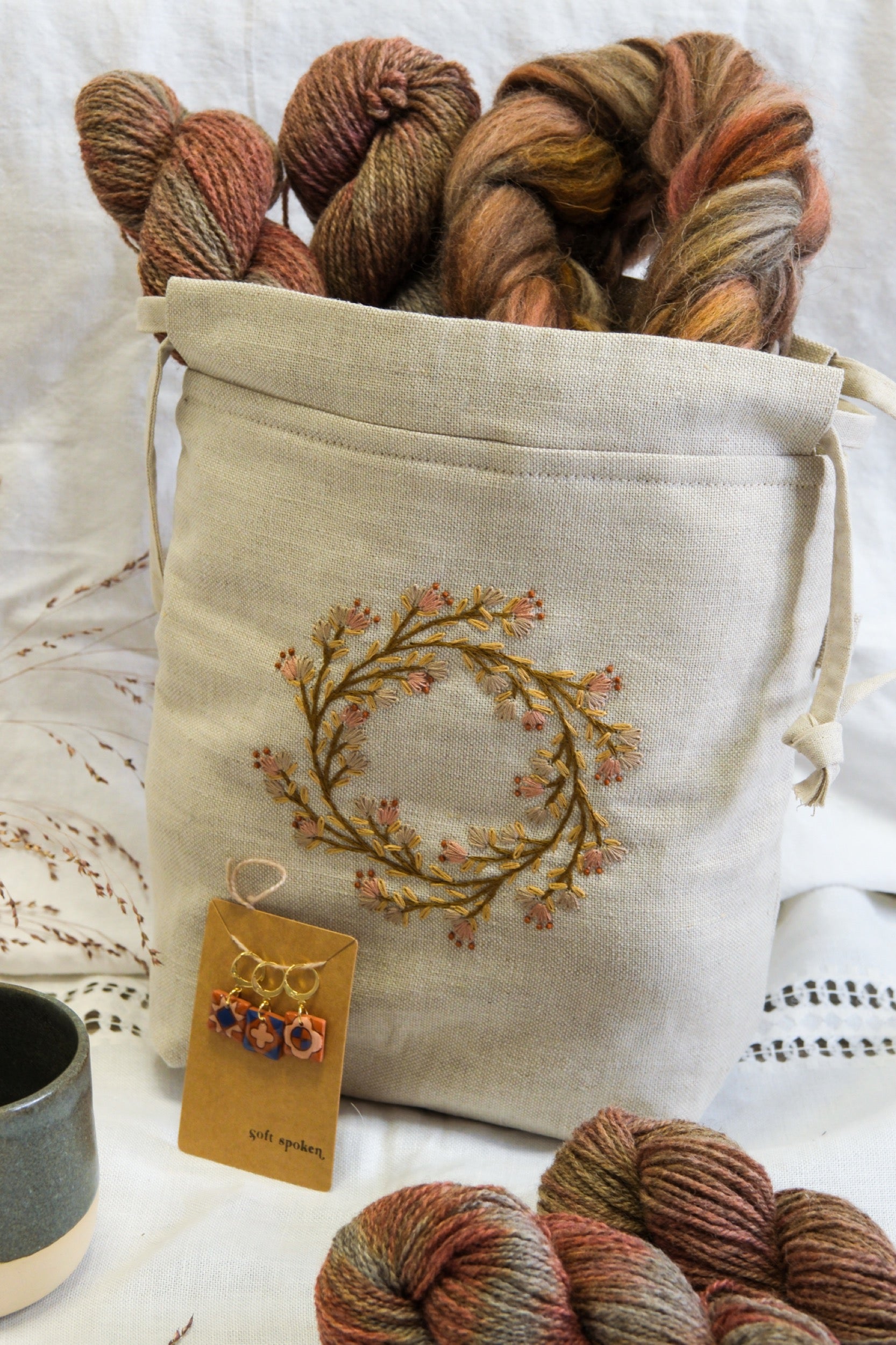 Hand-Embroidered Wreath Project Bag - Pajauta Makes [Special Edition]